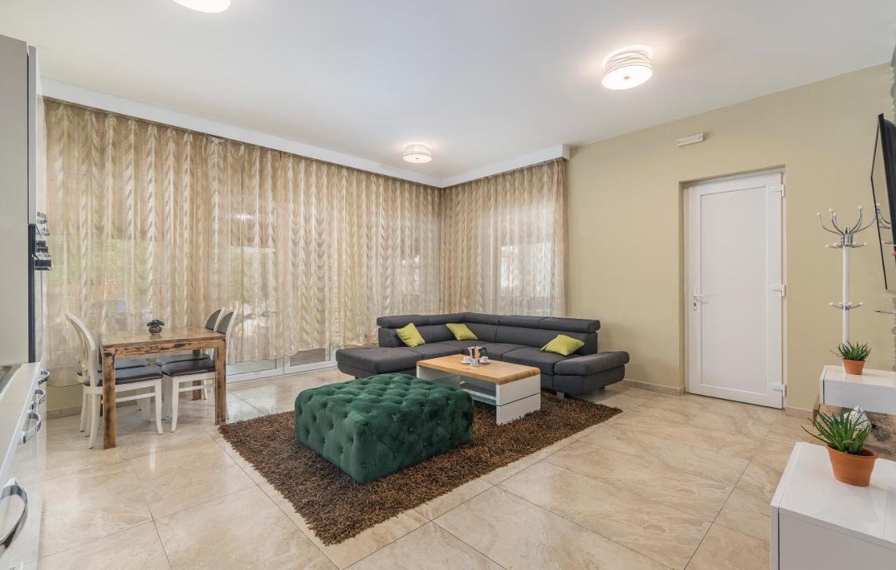 Villa Ancora Savudrija Exteriör bild